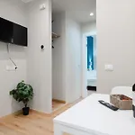 Oberdan & Charm - Elegant Apartman *