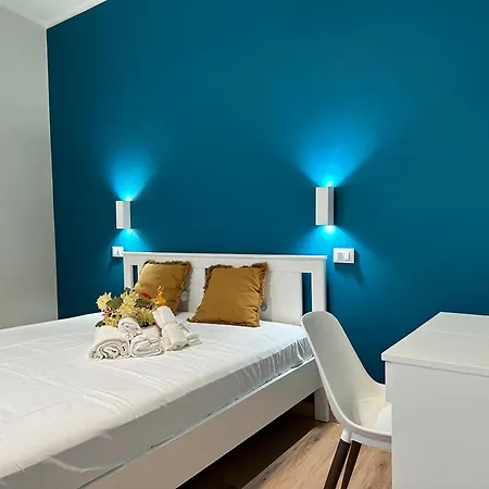 Oberdan & Charm - Elegant Apartment
