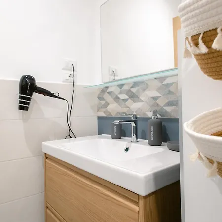 Oberdan & Charm - Elegant 바리