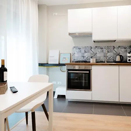 Oberdan & Charm - Elegant