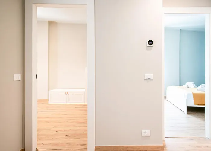 Oberdan & Charm - Elegant Bari