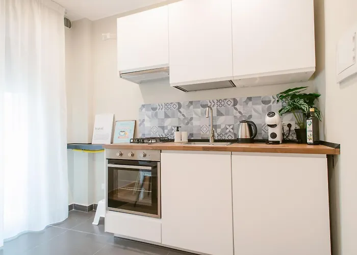 Oberdan & Charm - Elegant דירה